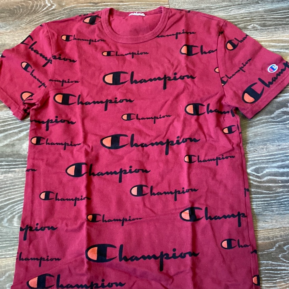 Champion T-shirt